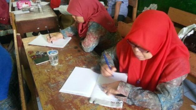 Guru Tahu Metode Mengajar tapi Guru Juga Harus Menulis