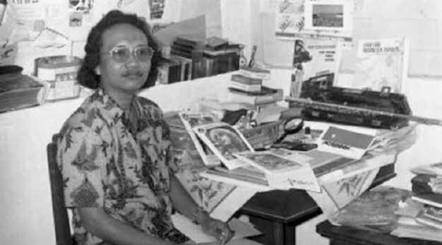Hymne Guru Lirik Lama Karya Sartono dan Baru